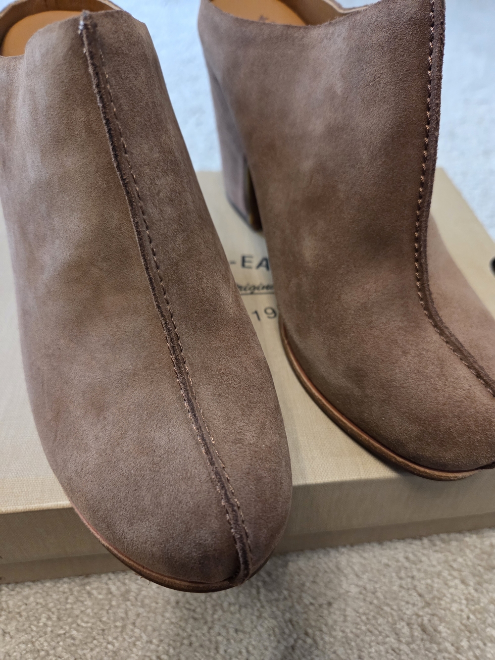 Kork-Ease Sagano Women's Brown Suede Mule Heels - Picture 4 of 7
